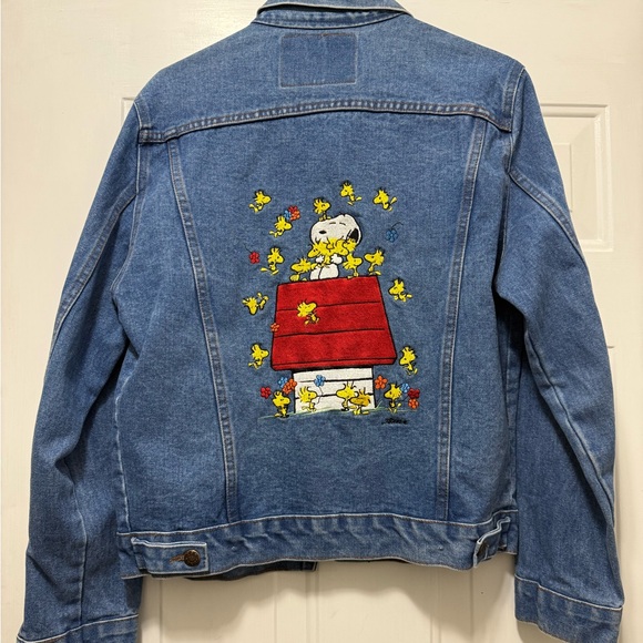 Vintage Snoopy and Woodstock Denim Jacket - Picture 2 of 10
